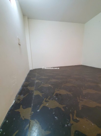 CHO THUÊ PHÒNG TRỌ 1/8 ĐƯỜNG SỐ 10 P.TÂN HƯNG, 22M CHỈ 3TR/TH. LH:0919005798.